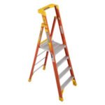 Werner 4-ft Fiberglass 300-lb Type IA Platform Ladder