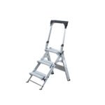 folding steps with retaining bracket