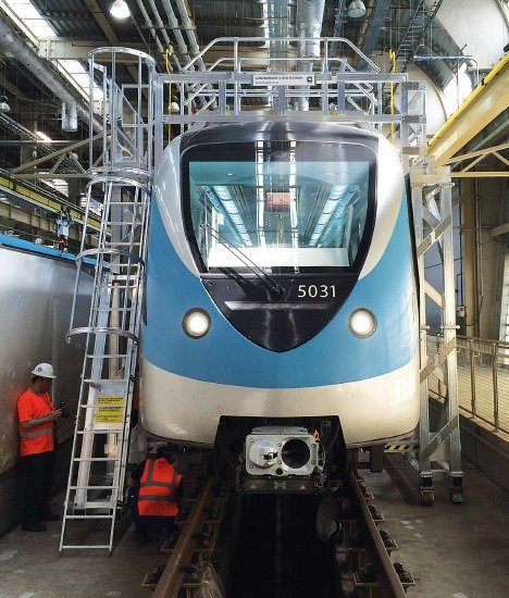 aluminum access platform ladder