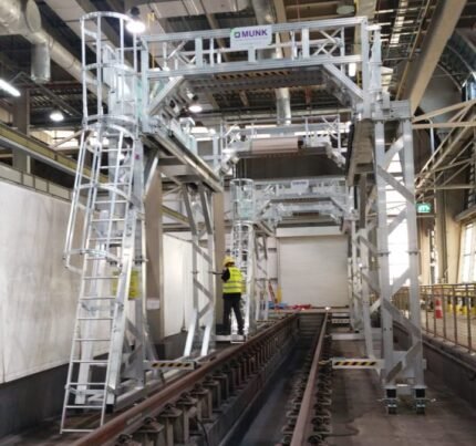 aluminum access platform ladder