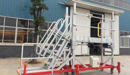 train side access platform